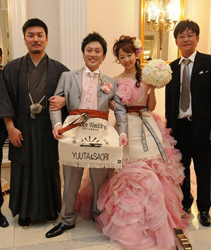 サプライズで新郎新婦さんへ♪