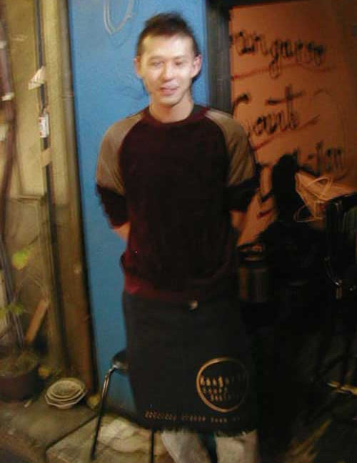 新宿カンガルーさま　バーのマスターは学生！？