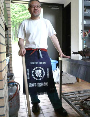 手打ちうどん前掛け！　お客さまT様より