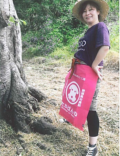 ピンクの前掛け